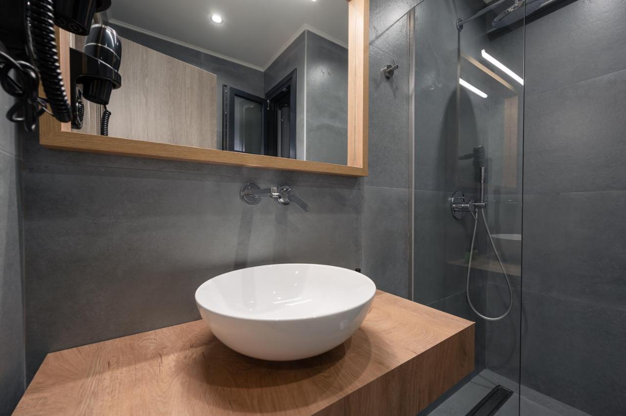 Nea Iraklitsa Blue Wave Luxury Suites الغرفة الصورة